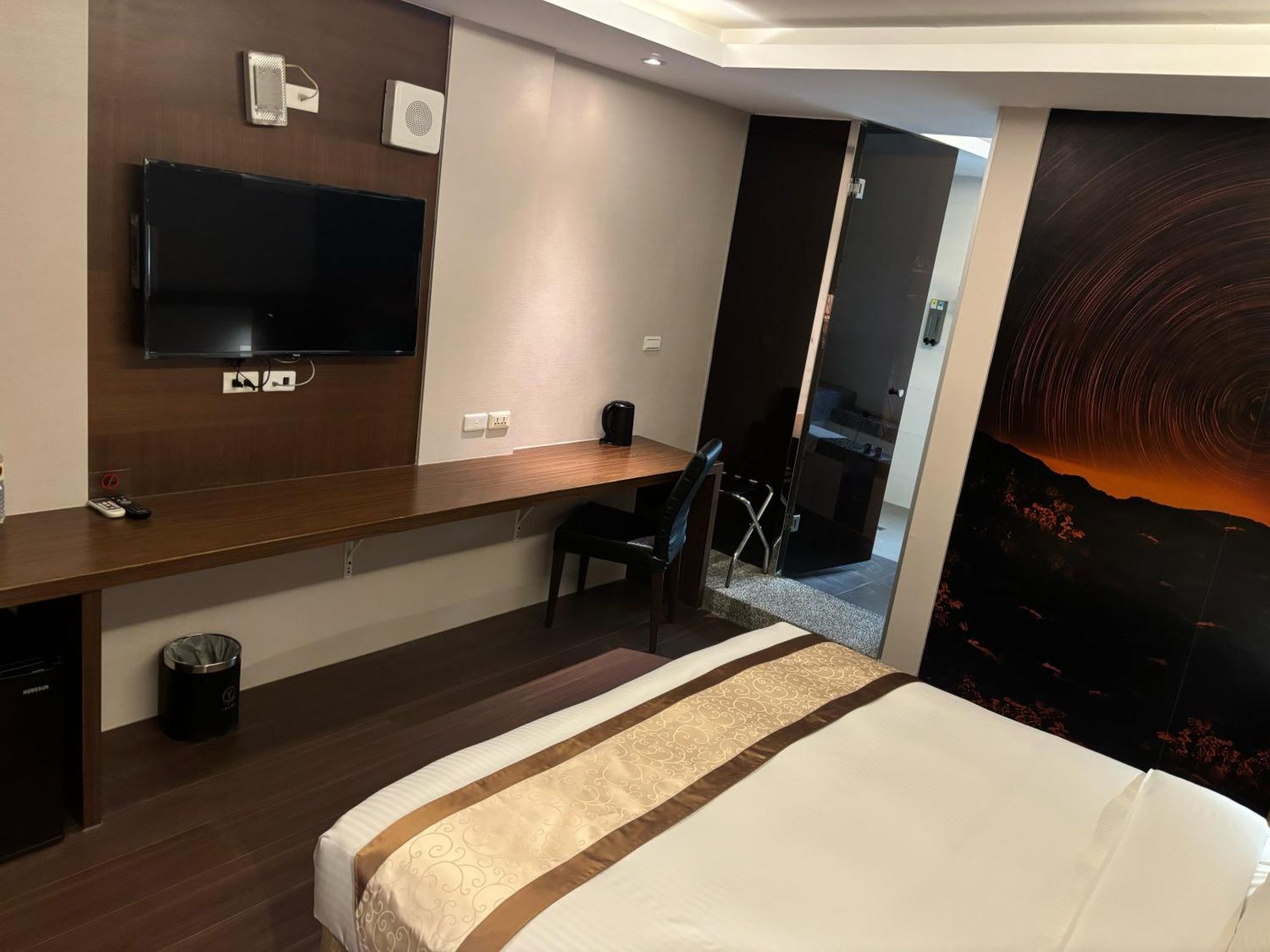 Yuhao Hotel - Hsinchu Branch Экстерьер фото