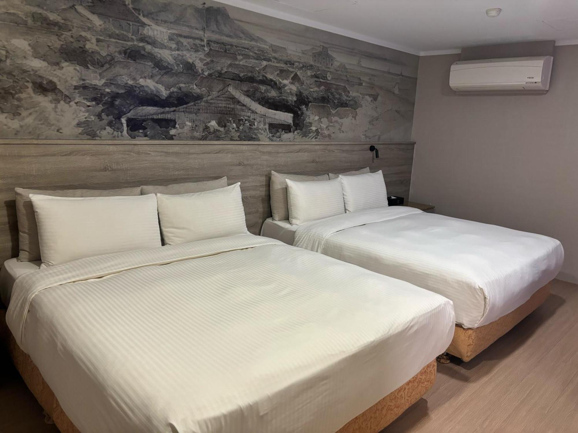 Yuhao Hotel - Hsinchu Branch Экстерьер фото