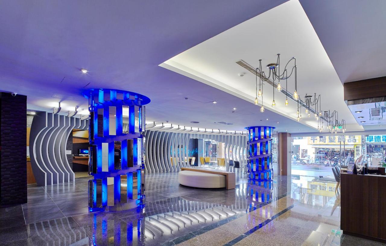 Yuhao Hotel - Hsinchu Branch Экстерьер фото