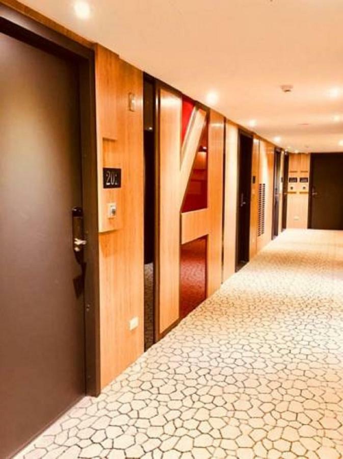 Yuhao Hotel - Hsinchu Branch Экстерьер фото